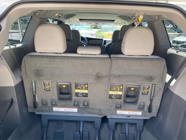 2017 Toyota Sienna XLE 8 Passenger