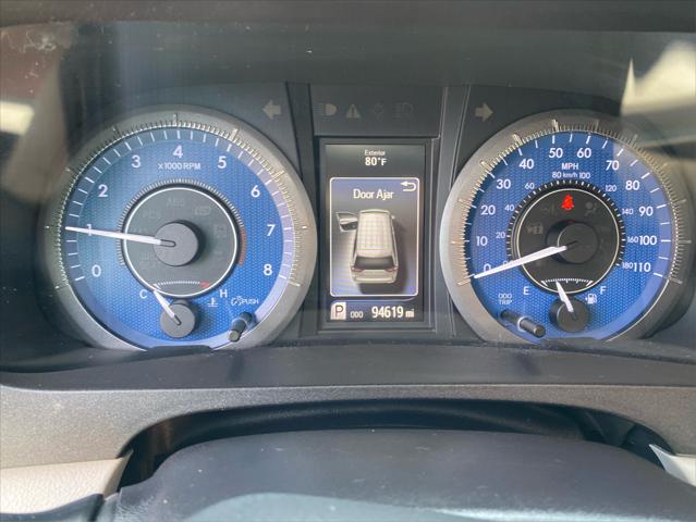 2017 Toyota Sienna XLE 8 Passenger