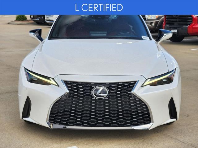 2024 Lexus IS 300 - Photo 2