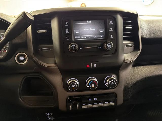2024 Ram 3500 Tradesman/SLT/Laramie/Limited