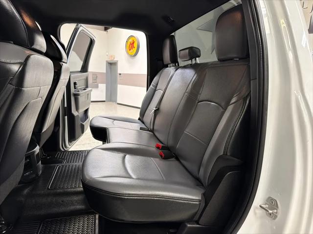 2024 Ram 3500 Tradesman/SLT/Laramie/Limited