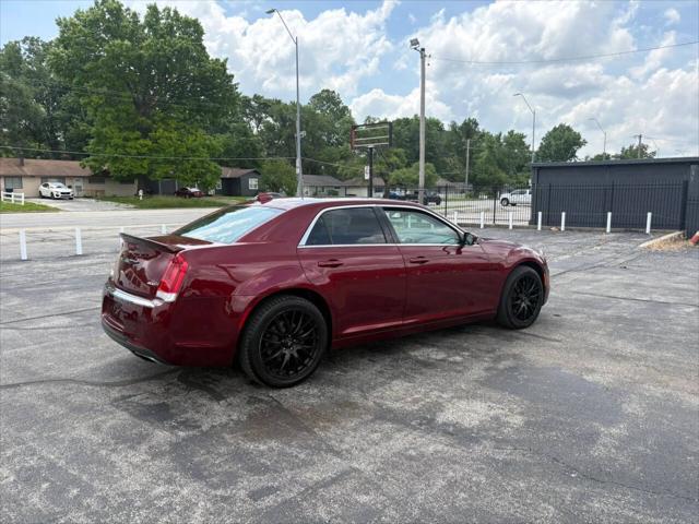 2016 Chrysler 300 Limited