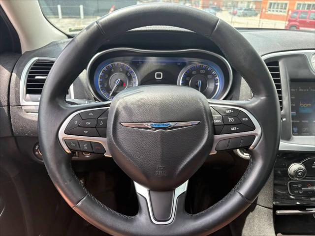 2016 Chrysler 300 Limited