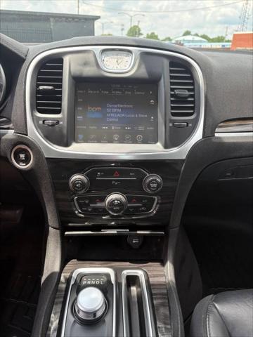 2016 Chrysler 300 Limited