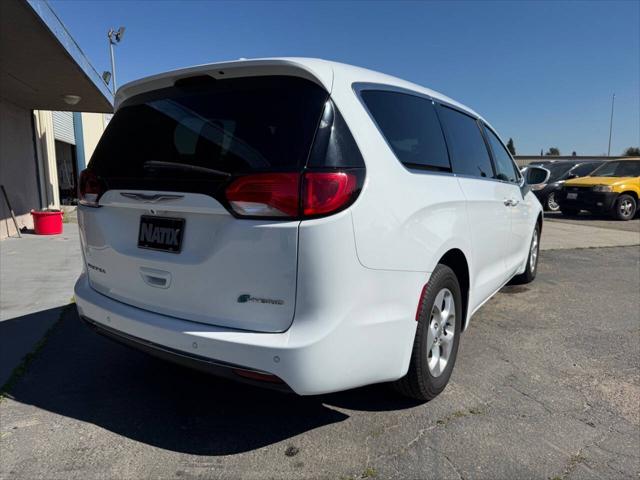 2020 Chrysler Pacifica Hybrid Touring
