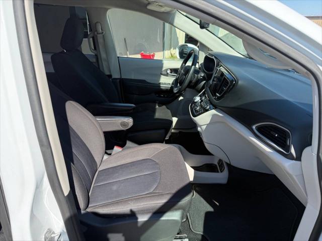 2020 Chrysler Pacifica Hybrid Touring
