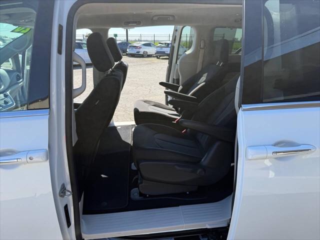 2020 Chrysler Pacifica Hybrid Touring