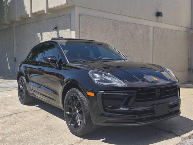 2023 Porsche Macan Base AWD 4dr SUV