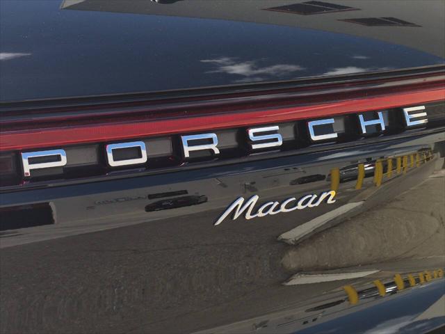 2023 Porsche Macan Base AWD 4dr SUV