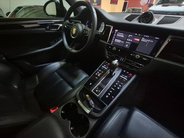 2023 Porsche Macan Base AWD 4dr SUV