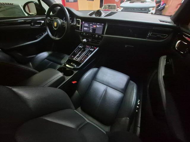 2023 Porsche Macan Base AWD 4dr SUV