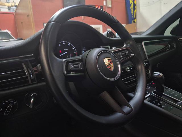 2023 Porsche Macan Base AWD 4dr SUV