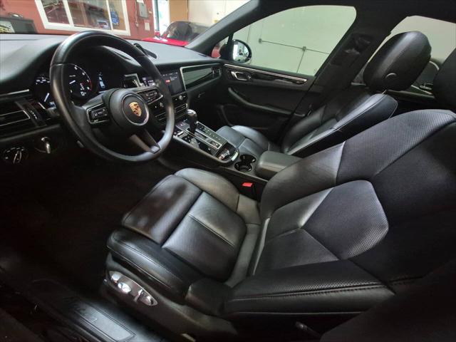 2023 Porsche Macan Base AWD 4dr SUV