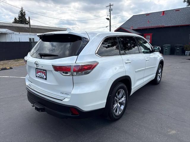 2016 Toyota Highlander LE Plus V6