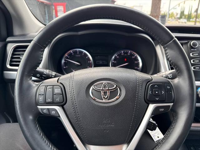 2016 Toyota Highlander LE Plus V6