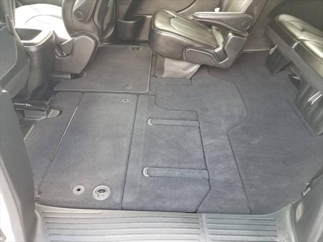 2025 Chrysler Voyager LX