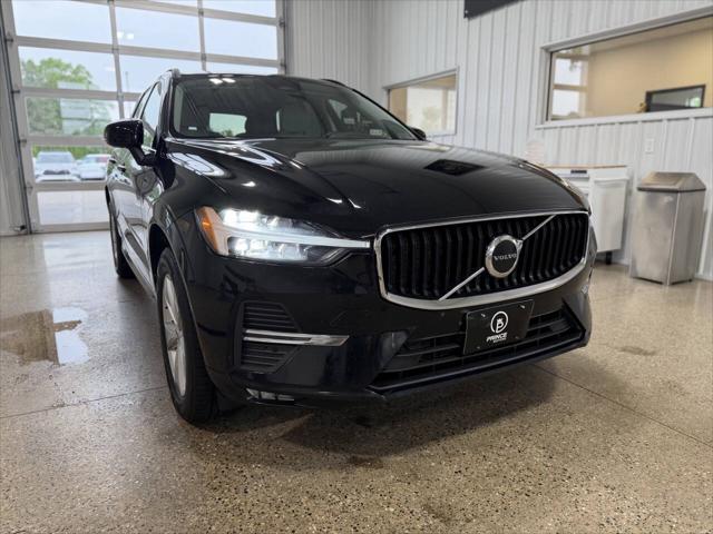 2022 Volvo XC60 B5 Momentum