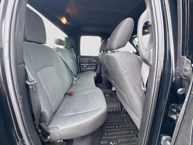 2022 Ram 1500 Classic Warlock Quad Cab 4x4 6'4" Box