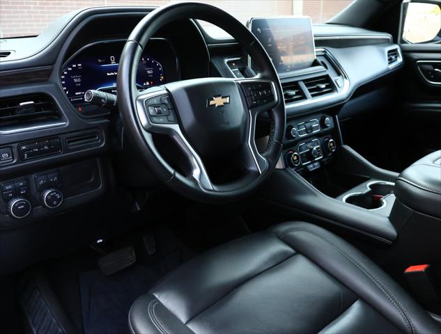 2024 Chevrolet Suburban 4WD LT