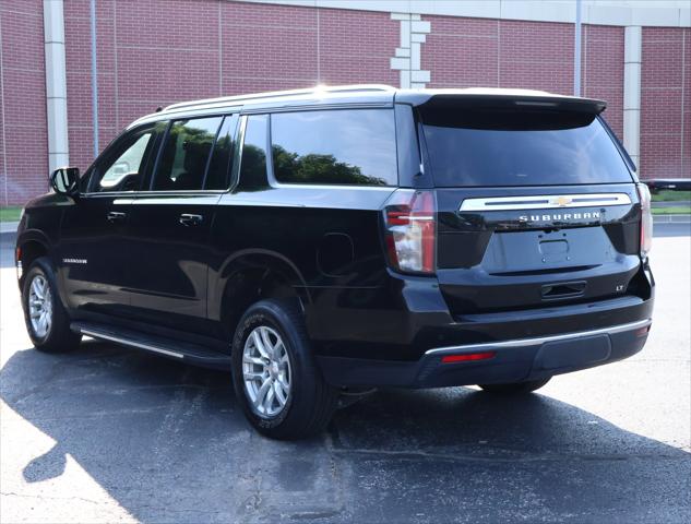 2024 Chevrolet Suburban 4WD LT