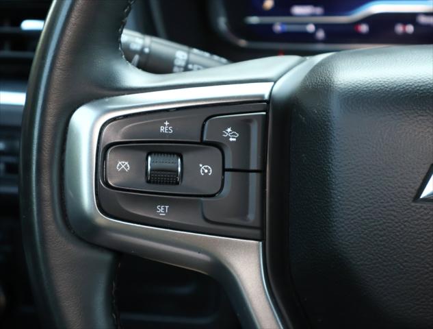 2024 Chevrolet Suburban 4WD LT