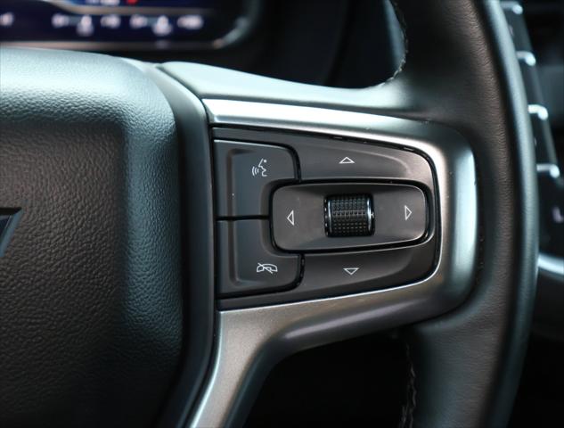 2024 Chevrolet Suburban 4WD LT