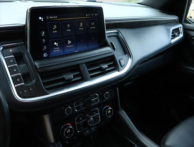 2024 Chevrolet Suburban 4WD LT