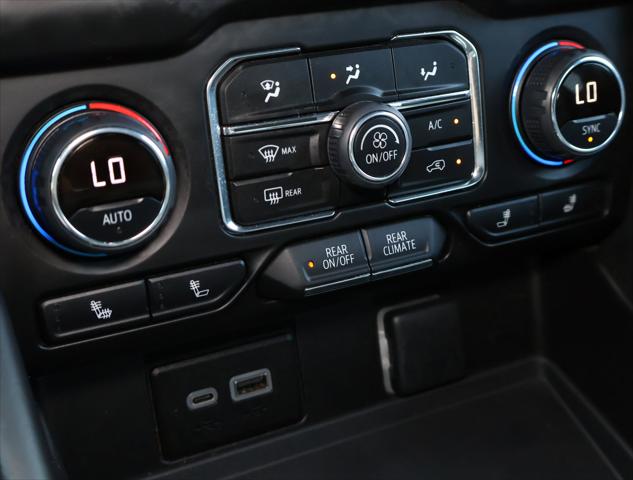 2024 Chevrolet Suburban 4WD LT