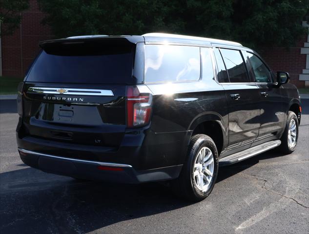 2024 Chevrolet Suburban 4WD LT