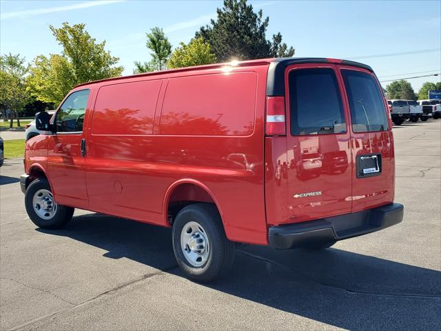 2026 Chevrolet Express Cargo Van 2500 Regular Wheelbase, WT, RWD