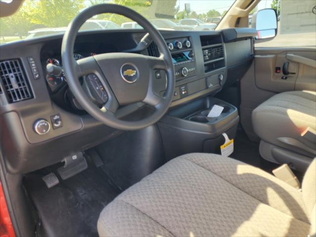 2026 Chevrolet Express Cargo Van 2500 Regular Wheelbase, WT, RWD