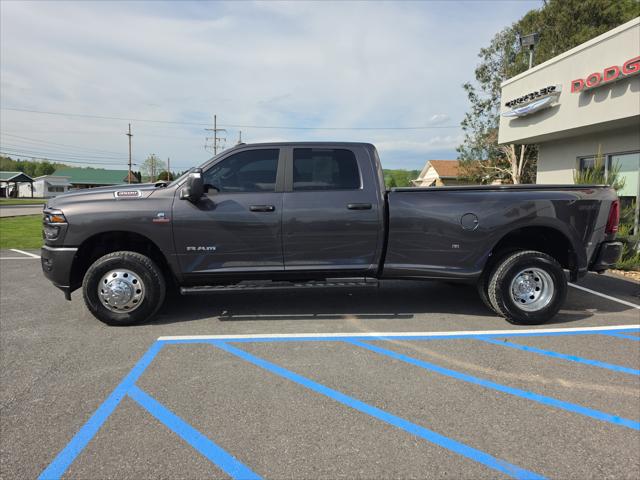 2025 Ram 3500 Big Horn Crew Cab 4x4 8' Box