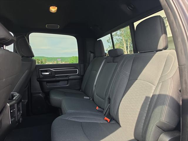 2025 Ram 3500 Big Horn Crew Cab 4x4 8' Box