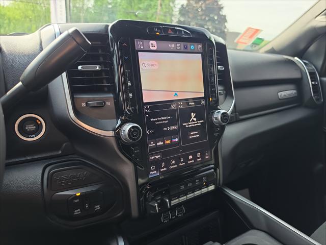2025 Ram 3500 Big Horn Crew Cab 4x4 8' Box