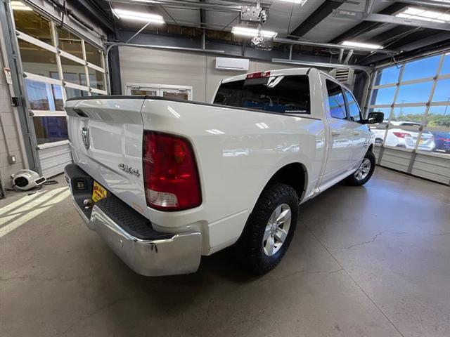 2019 Ram 1500 Classic SLT Crew Cab 4x4 5'7" Box