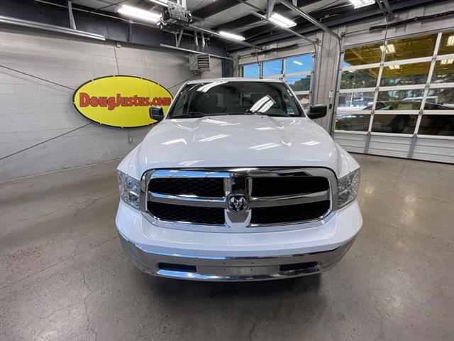 2019 Ram 1500 Classic SLT Crew Cab 4x4 5'7" Box
