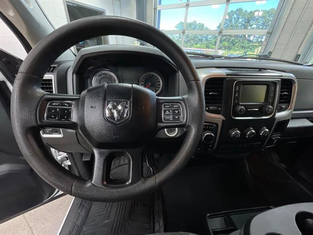 2019 Ram 1500 Classic SLT Crew Cab 4x4 5'7" Box