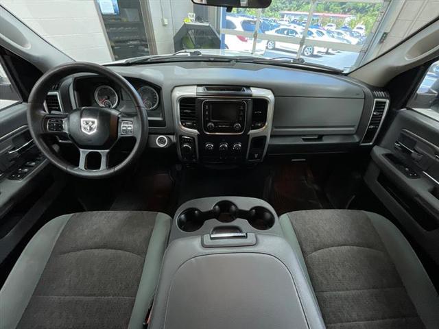 2019 Ram 1500 Classic SLT Crew Cab 4x4 5'7" Box