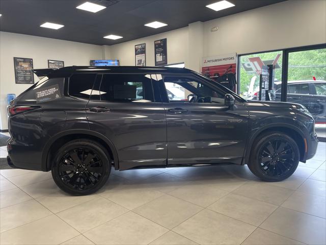2026 Mitsubishi Outlander PHEV Black Edition S-AWC