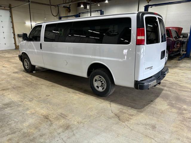 2021 Chevrolet Express Passenger RWD 3500 Extended Wheelbase LS