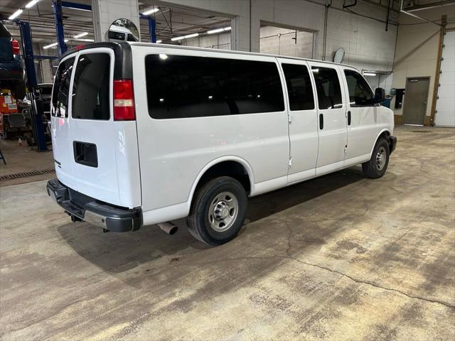 2021 Chevrolet Express Passenger RWD 3500 Extended Wheelbase LS