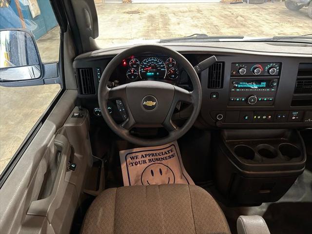 2021 Chevrolet Express Passenger RWD 3500 Extended Wheelbase LS