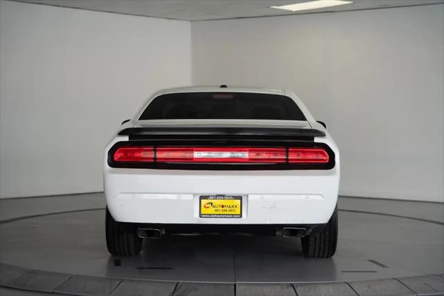 2014 Dodge Challenger SXT Plus