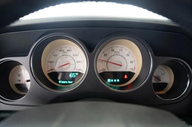 2014 Dodge Challenger SXT Plus