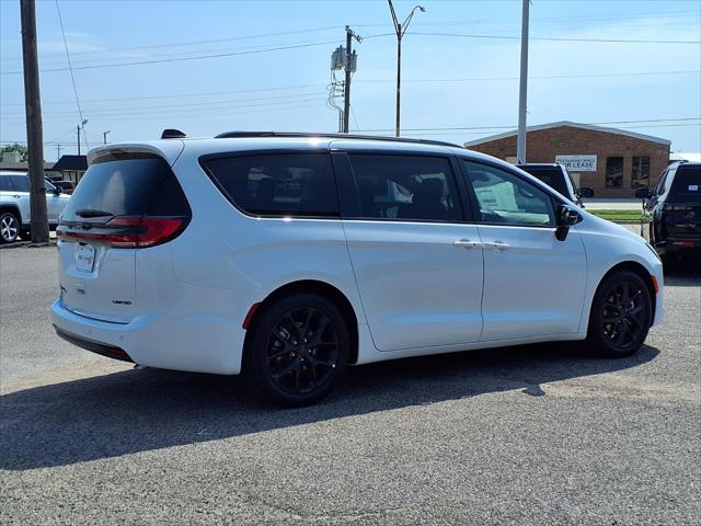 2027 Chrysler Pacifica Limited