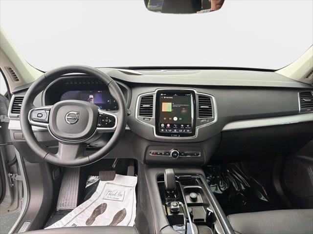 2025 Volvo XC90 B5 Core