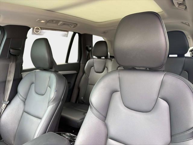 2025 Volvo XC90 B5 Core