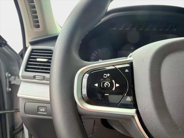 2025 Volvo XC90 B5 Core