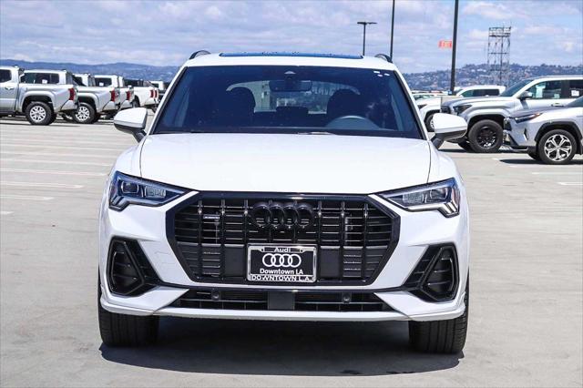 2025 Audi Q3 Premium 45 TFSI S line quattro Tiptronic
