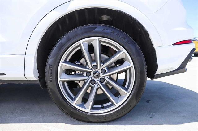 2025 Audi Q3 Premium 45 TFSI S line quattro Tiptronic